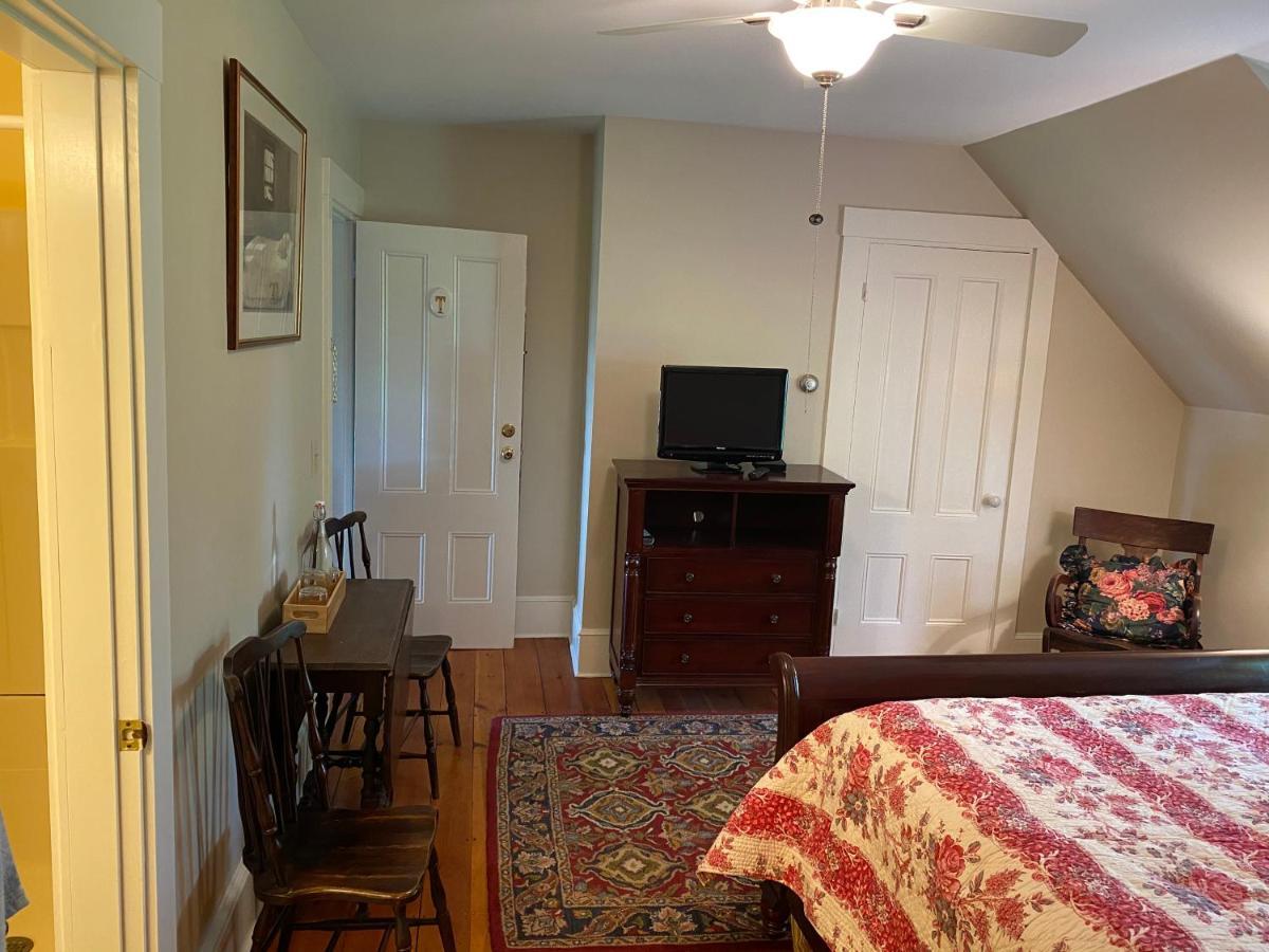 James Place Inn Bed And Breakfast Freeport Extérieur photo